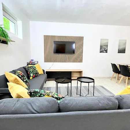 Lta Irgertsheim-5 Schlafzimmer-einzelbetten-wlan-waschmaschine Holiday home *