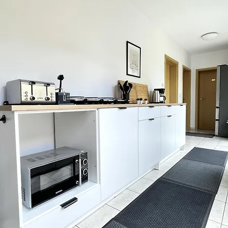 Holiday home Lta Irgertsheim-5 Schlafzimmer-einzelbetten-wlan-waschmaschine *