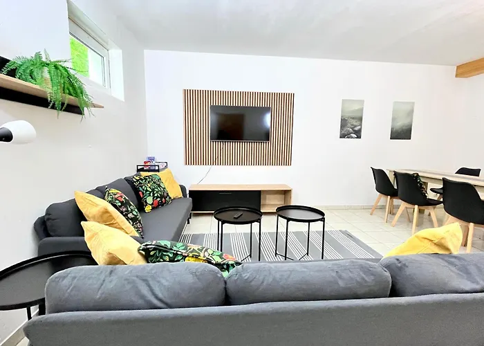Lta Irgertsheim-5 Schlafzimmer-einzelbetten-wlan-waschmaschine 펜션 *